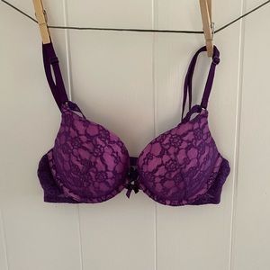 VICTORIA’S SECRET PUSH UP 34B